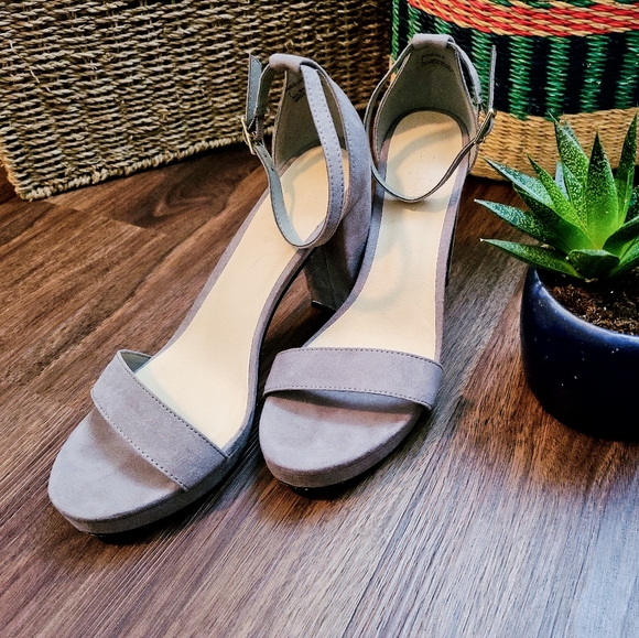Charlotte Russe Shoes - Charlotte Russe Light Gray Suede Pumps